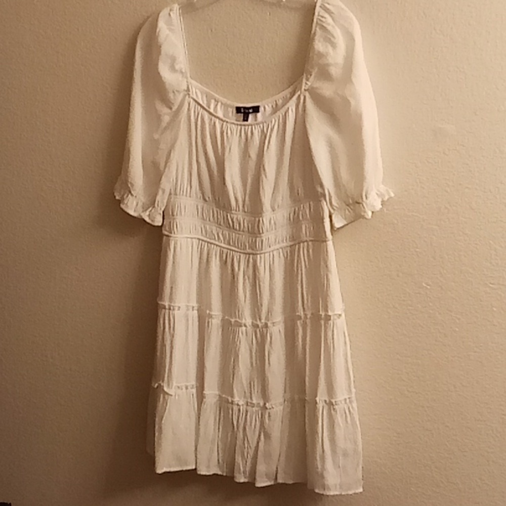 NEW Trixxi Women Short sleeve Sz XL White Color Beachy Cruise Summer Party B48 X